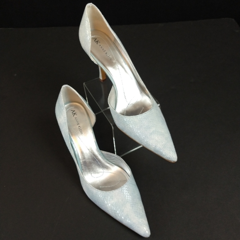 Anne Klein "Christa" heel - Picture 2 of 11